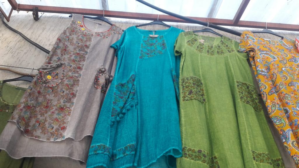 Toptan Buldan işi elbise